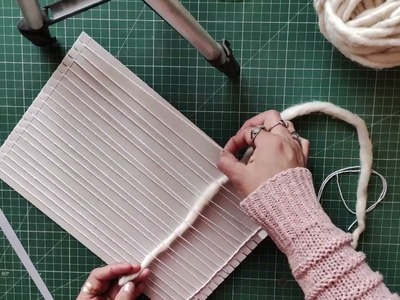 Como hacer un telar y tener asi un tejido decorativo para tus proyectos