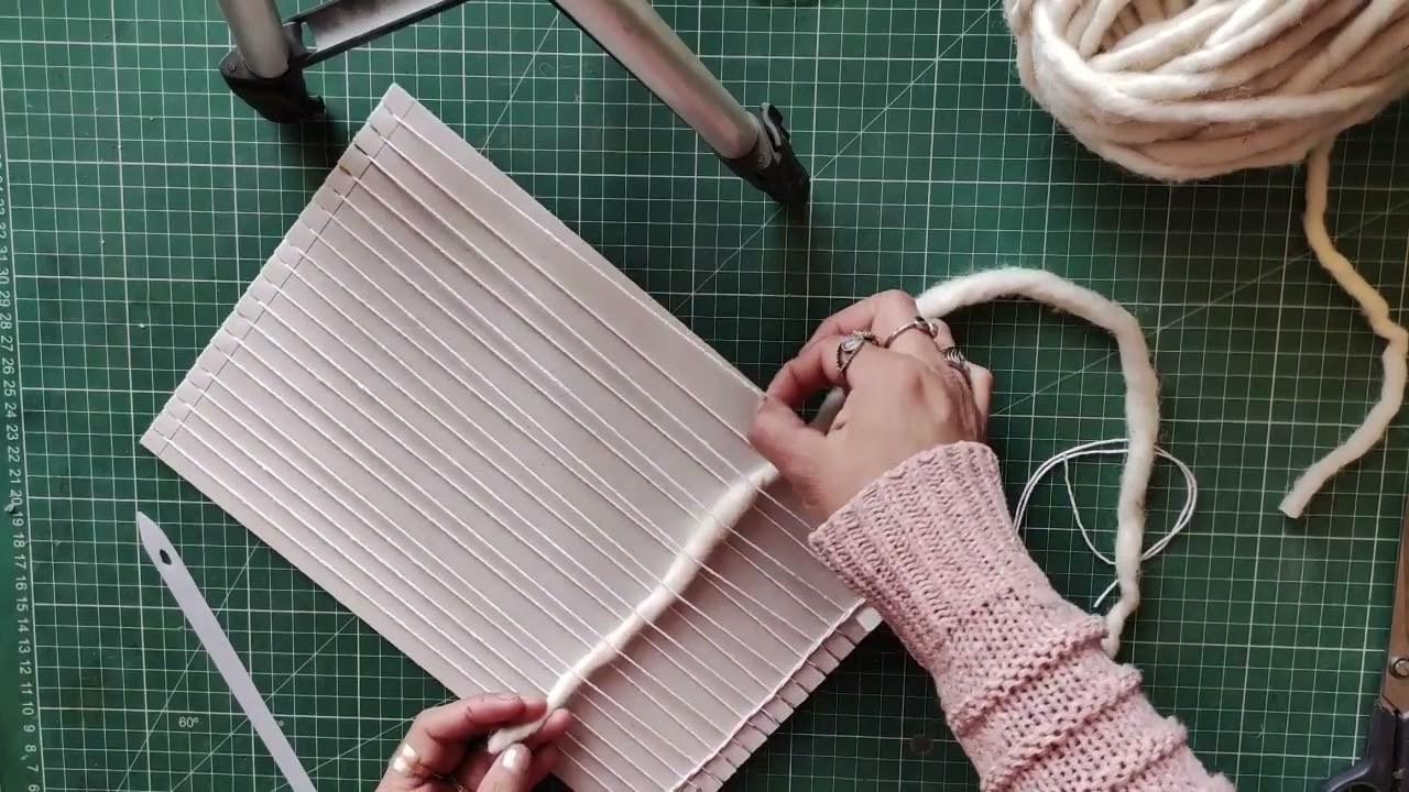 Como hacer un telar y tener asi un tejido decorativo para tus proyectos