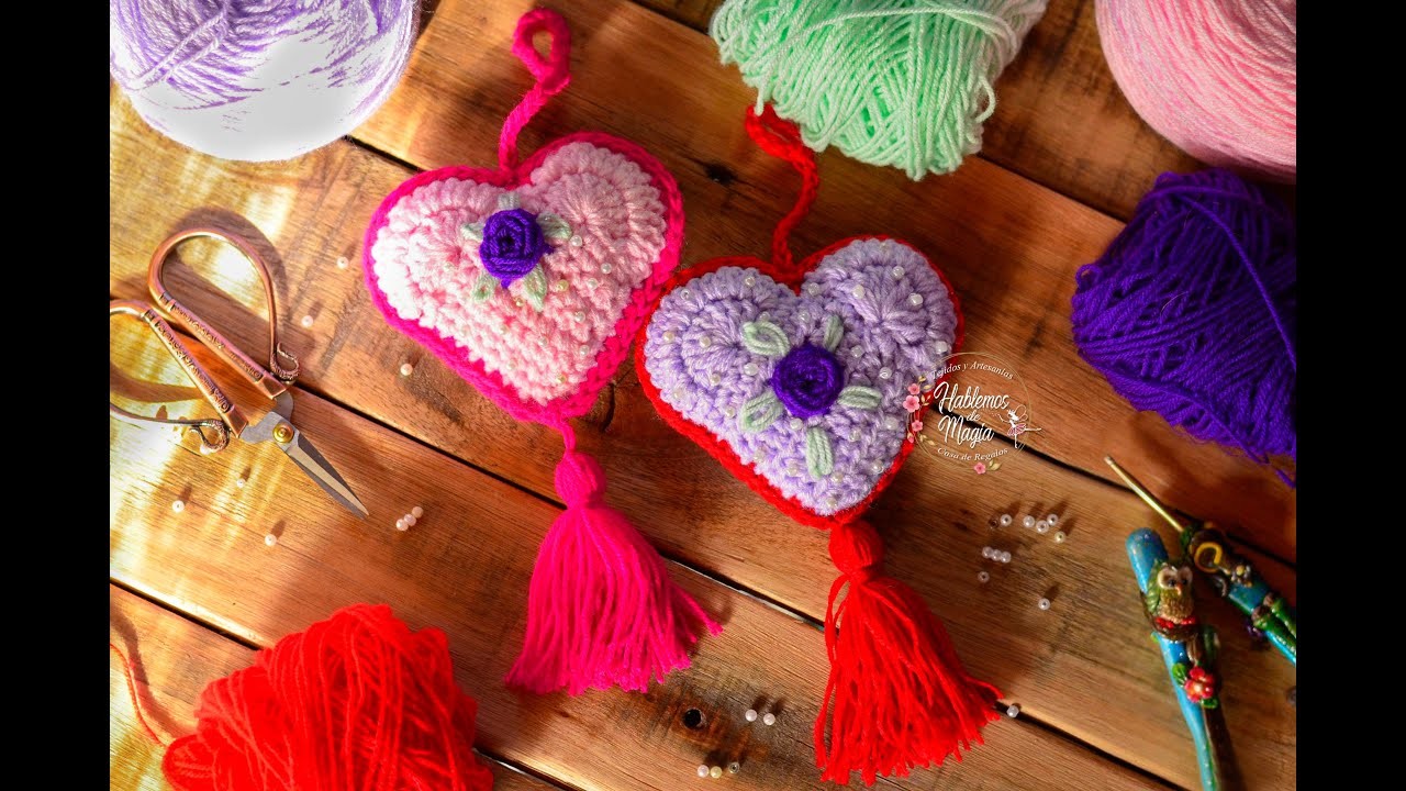 (Corazón con borla) Técnica y Crochet