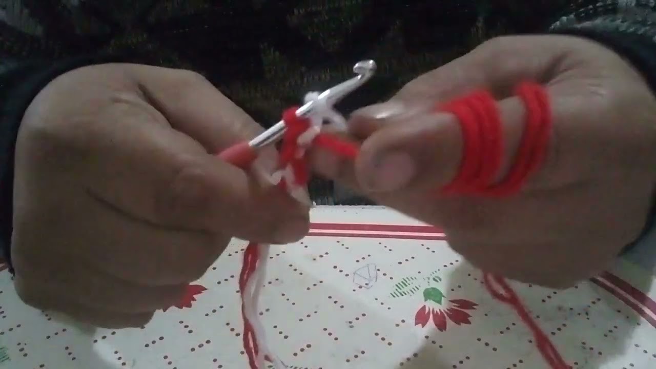 Aprende a hacer un cordón para algún bolso en crochet.